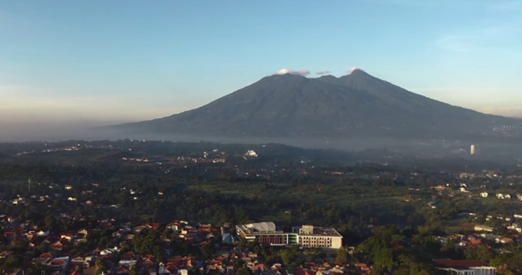 misteri gunung salak