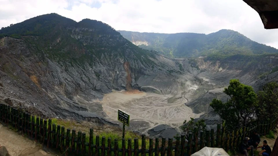 Gunung Tangkuban Parahu