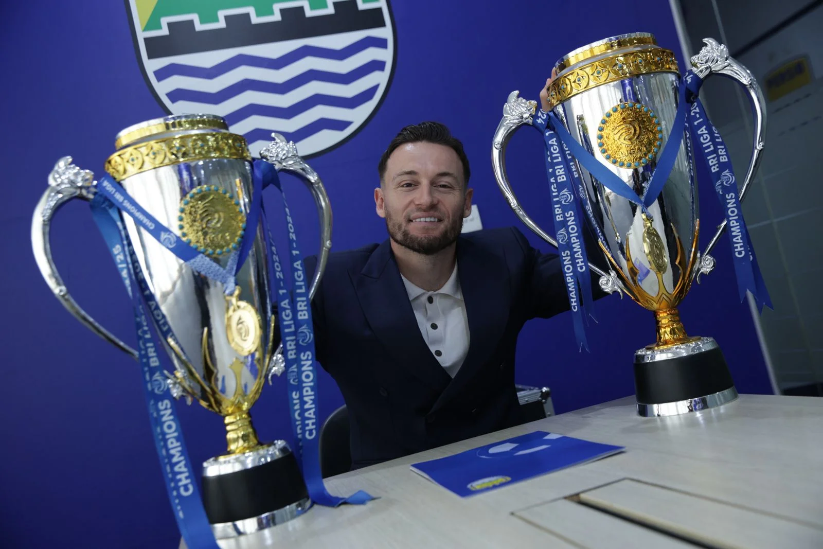 Marc Klok Sepakat Tetap Bersama Persib Sampai 2027