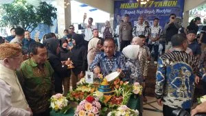 Gelar Pesta Ulang Tahun Umuh Muchtar