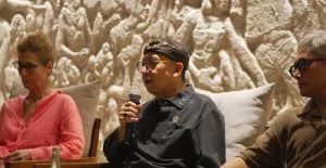 Penulisan ulang sejarah