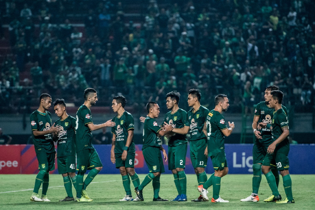 Pergi Tinggalkan Persib, Rachmat Irianto Pulang Ke Persebaya 