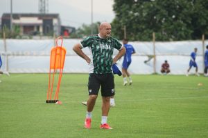Bojan Hodak Bocorkan Bek Baru Persib Asal Argentina