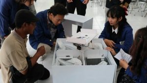 Tempat sampah pintar