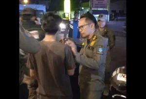 Jam Malam Pelajar - Dok Satpol PP Garut