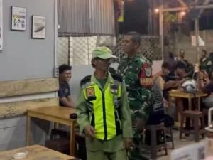 Pelajar kritik jam malam