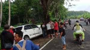 Kades Mekarsari Istri dan Anak Tewas dalam Kecelakaan Tunggal di Sindangbarang-Naringgul
