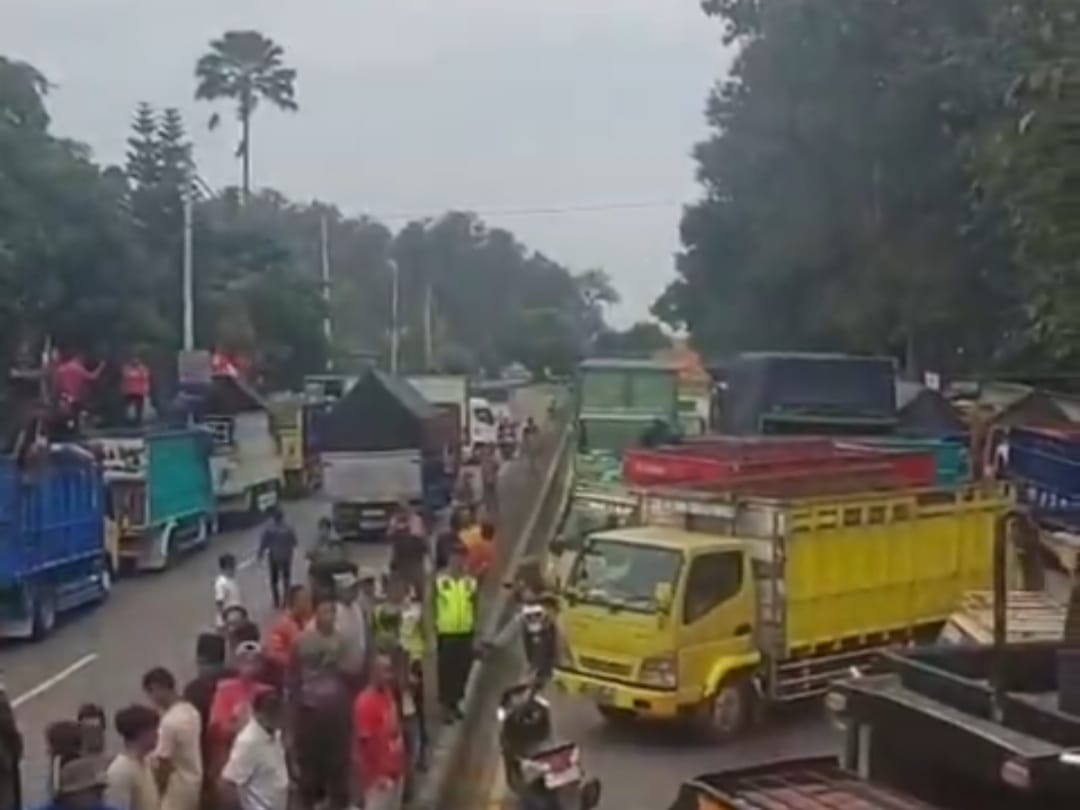 Sopir truk aksi ODOL