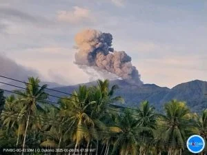 Gunung Dukono Pagi ini Kembali Erupsi