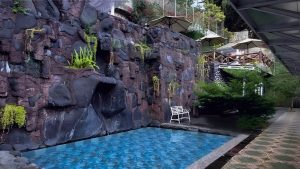Pemandian Air Panas Cikundul, Destinasi Wisata Akhir Pekan Terbaik Untuk Keluarga