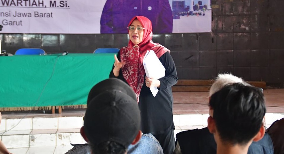 Euis Ida Wartiah Sosialisasikan Perda Penyelenggaraan Perlindungan Anak