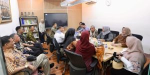 Euis Ida Wartiah Bersama Komisi III Kunjungi bank bjb Denpasar