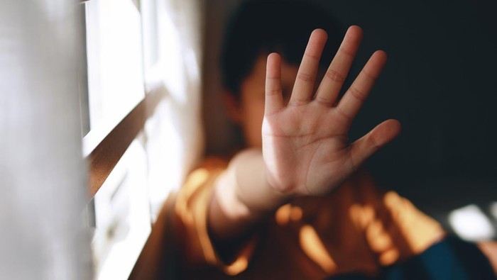 anak terlantar di pasar kebayoran lama-1