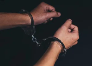 Pria mengedarkan obat terlarang