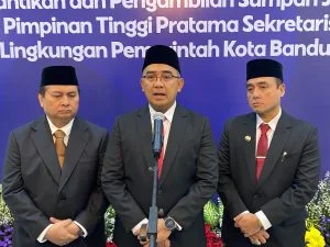 Farhan Lantik Iskandar Zulkarnain Jadi Sekda Kota Bandung, Tiga Tugas Berat Menanti!