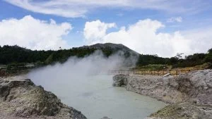 Kawah Timbang Gunung Dieng Alami Peningkatan Suhu dan Konsentrasi Gas CO2, Masyarakat Waspada