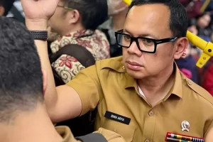 ormas pakai seragam