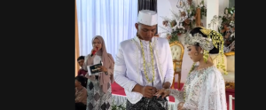 pengantin wanita pingsan