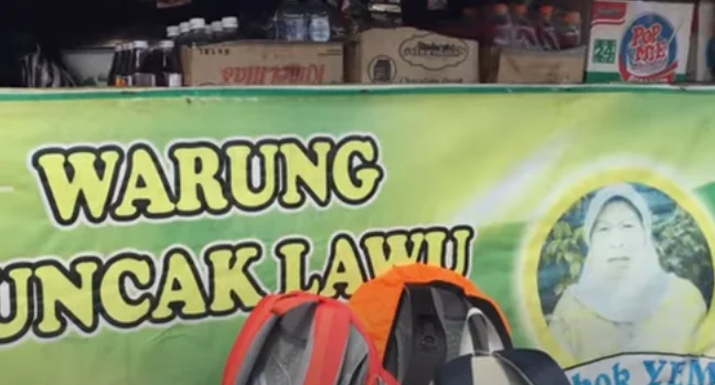 warung mbok yem