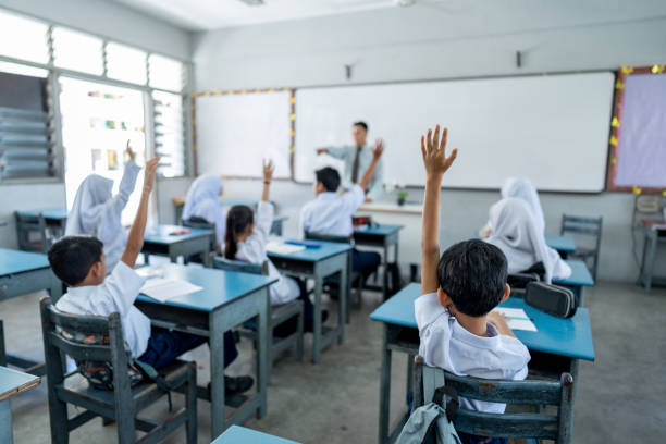 Jam masuk sekolah SMA