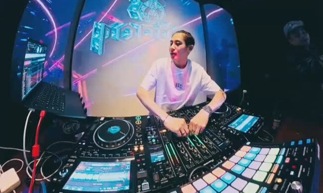 Dj Panda Erika Carlina