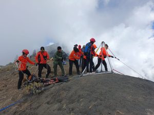 Tim Rescue Rinjani