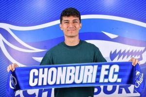 Kevin Ray Mendoza Resmi Gabung Chonburi FC