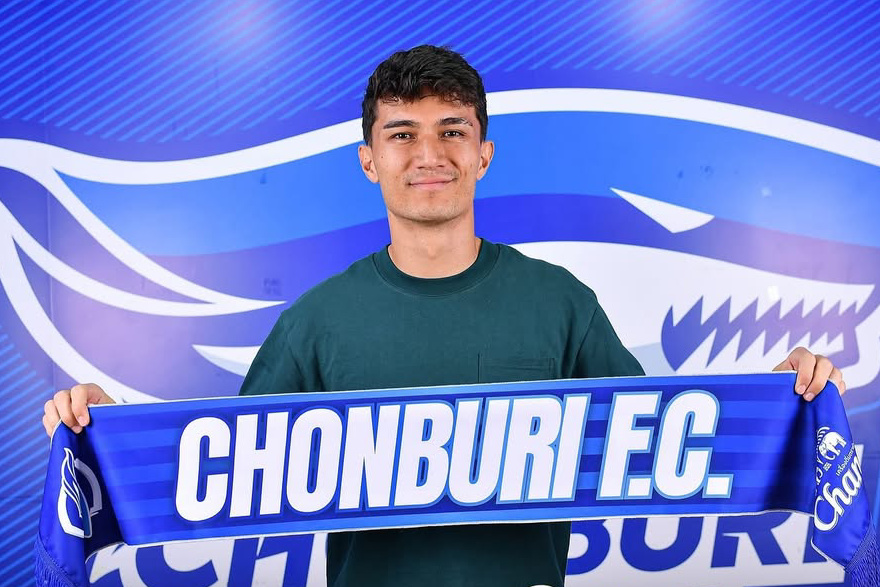 Kevin Ray Mendoza Resmi Gabung Chonburi FC