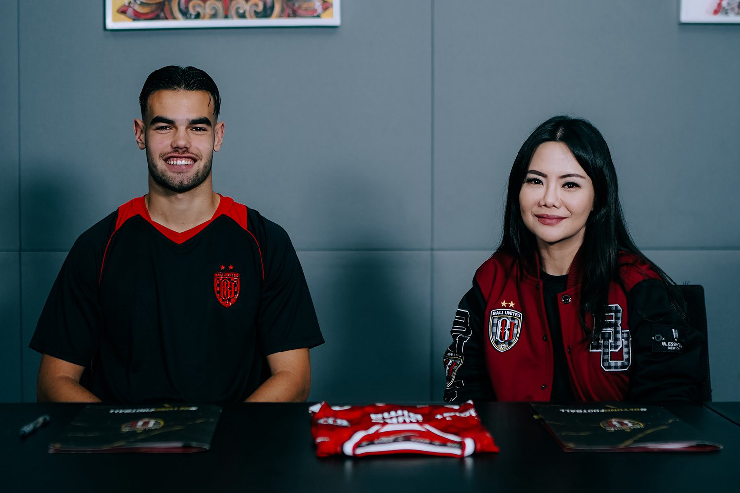 ens Raven Resmi Gabung Bali United