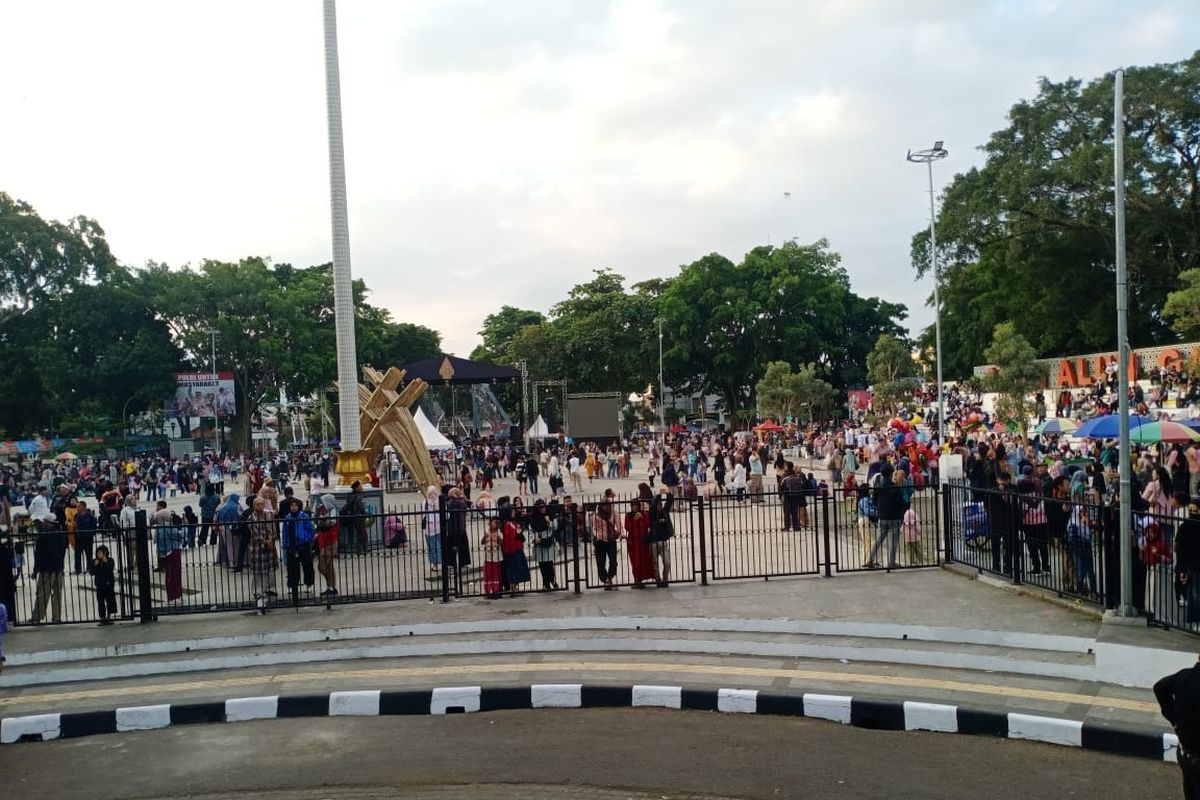 Insiden pesta rakyat putra KDM-4