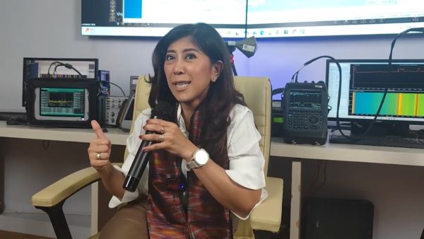 Menkomdigi Tegaskan Tak Ada Rencana Pembatasan Layanan WhatsApp Call dan Layanan VoIP