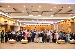 Mahasiswa Ilmu Komunikasi Bhakti Kencana University Sukses Menjadi Tim Organizer dalam Seminar Nasional Literasi : Kolaborasi Proyek UAS yang Berdampak Nyata