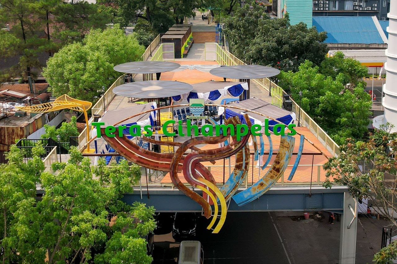 Teras Cihampelas Terancam Dibongkar