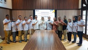 PosIND Berikan Bantuan Beasiswa Bagi Anak Pensiunan Pos