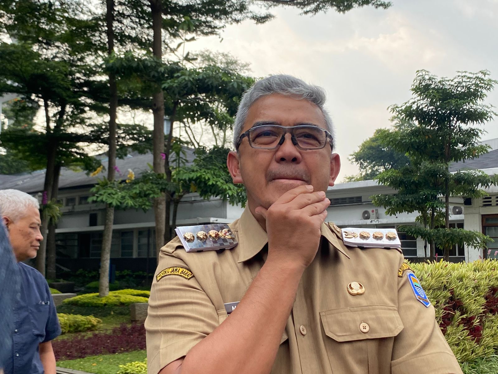 Kebijakan Farhan di Sambut Hangat Orang Tua Murid