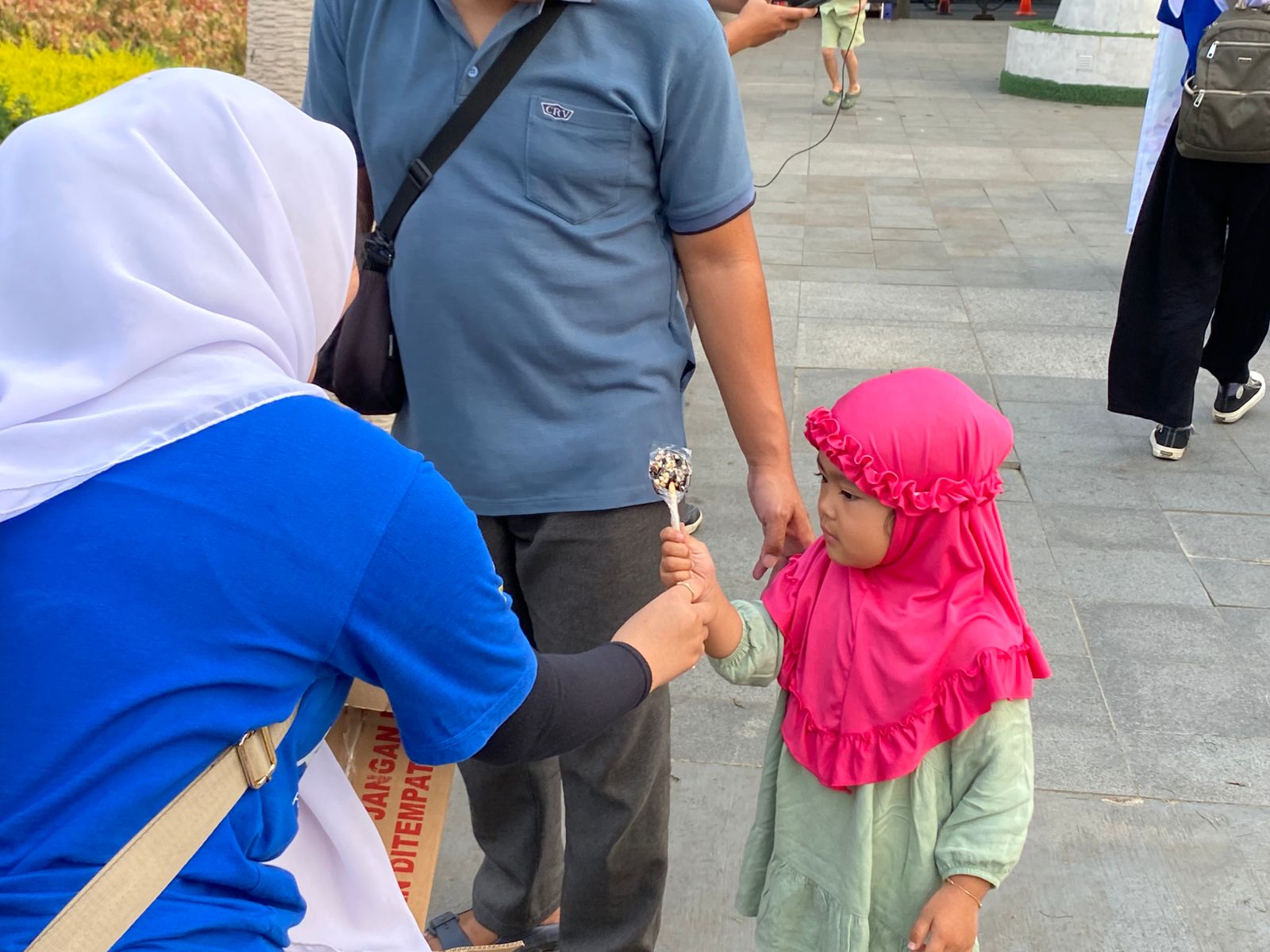 Hari Anak Nasional yang digelar oleh FOKAB di Jalan Asia Afrika Kota Bandung