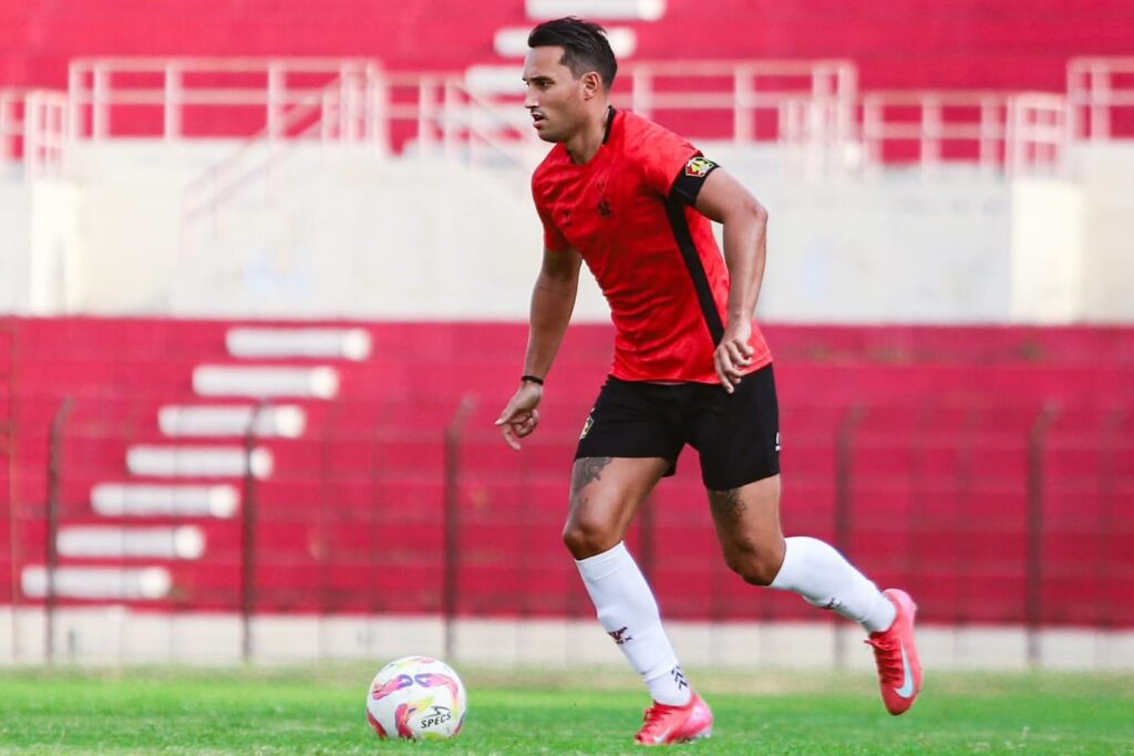 Alasan Utama Persik Kediri Menunjuk Ezra Walian Sebagai Kapten Tim