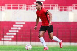 Alasan Utama Persik Kediri Menunjuk Ezra Walian Sebagai Kapten Tim