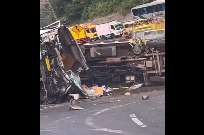 kecelakaan tanjakan gentong (Instagram @jktnewss) jpg
