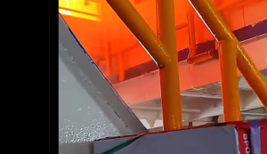 km barcelona terbakar