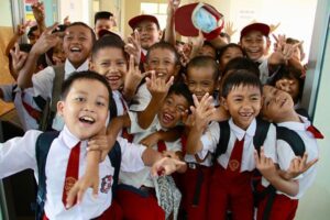 Siswa belajar di musala