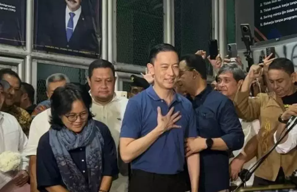Bebas Berkat Abolisi, Tom Lembong Pulang ke Rumah
