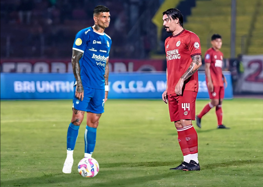 Persib Bandung vs Semen Padang
