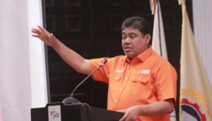 Gaji DPR