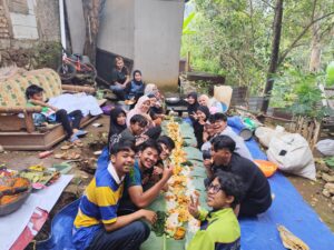 Liwetan mahasiswa KKN