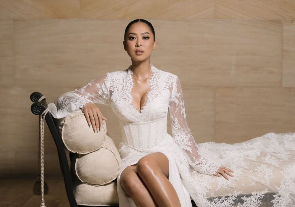 Maria Rahajeng