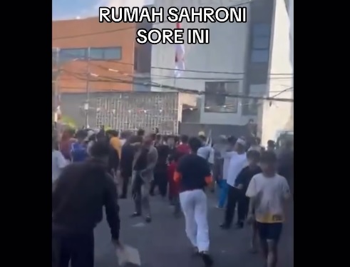 Rumah Sahroni dijarah (TikTok Mat Peci)