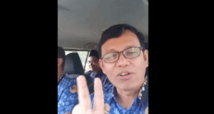 Perangkat desa mobil