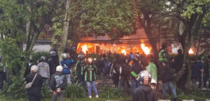 Massa Bakar Rumah Dekat DPRD Jabar 