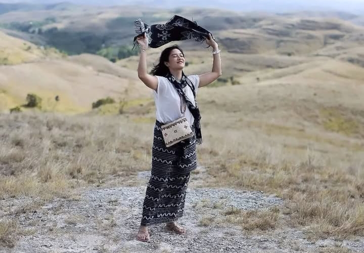 Dian Sastrowardoyo